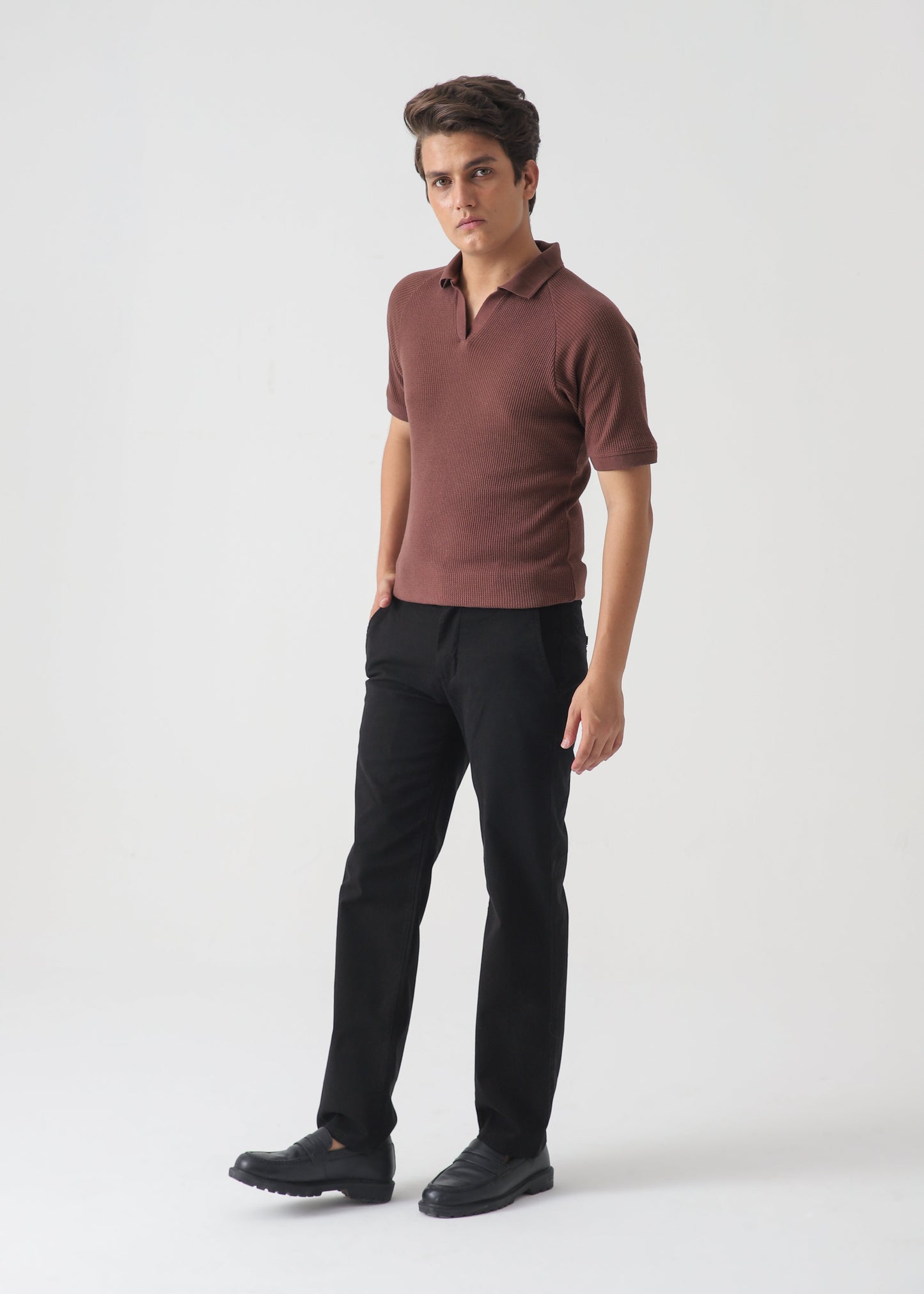 TEXTURED POLO | BROWN