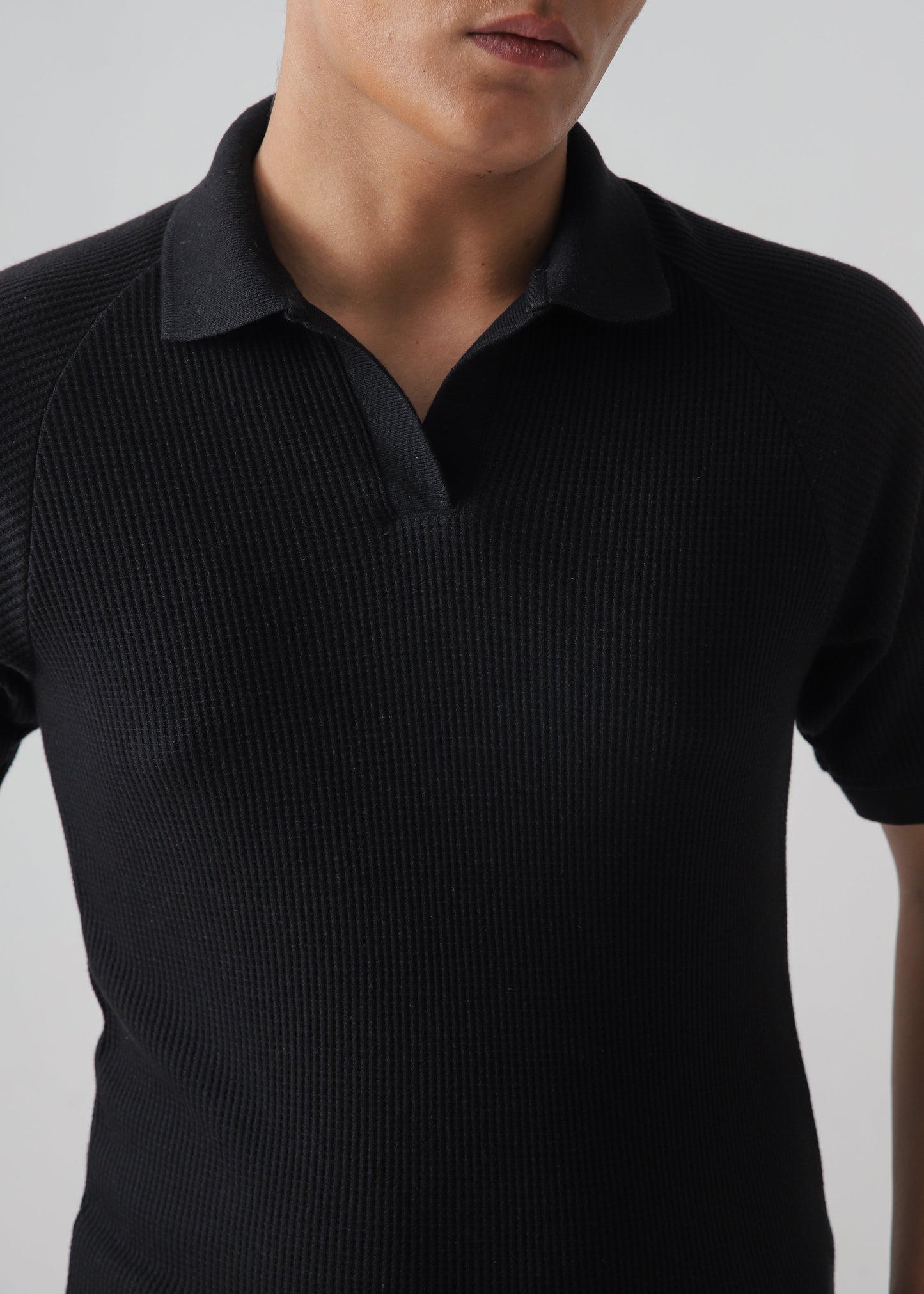 TEXTURED POLO | BLACK