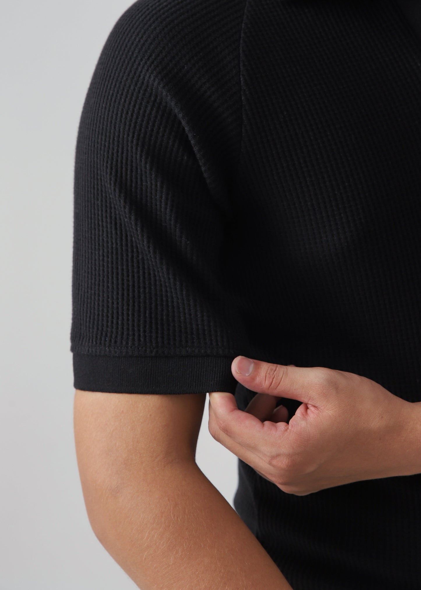 TEXTURED POLO | BLACK